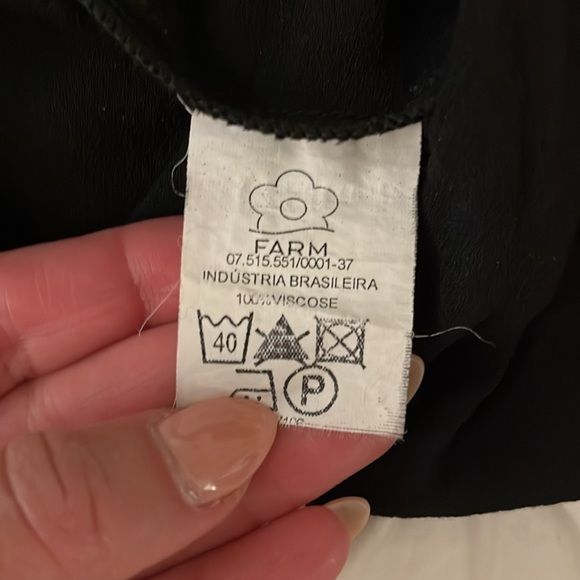 Cool asymmetrical tank made in Brazil! Farm Rio Size Small. Almost New. - Picture 5 of 5